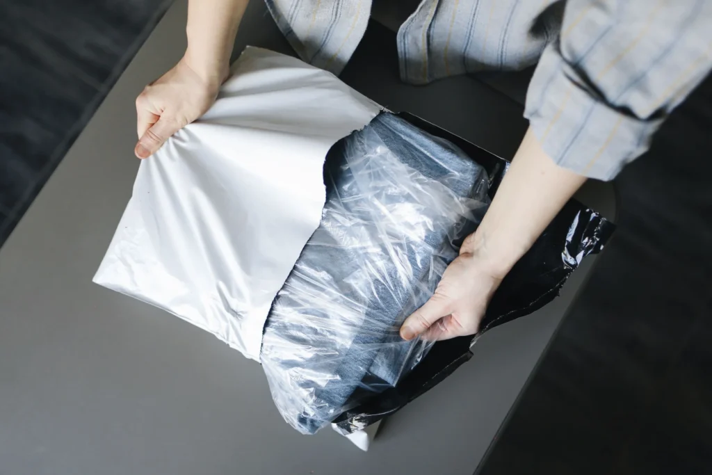 courier bags Riyadh